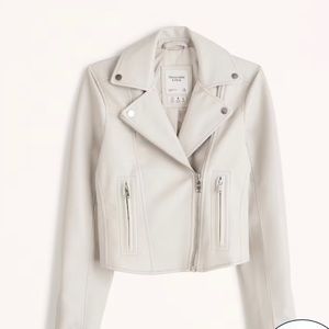 NWT Cropped Vegan Leather jacket